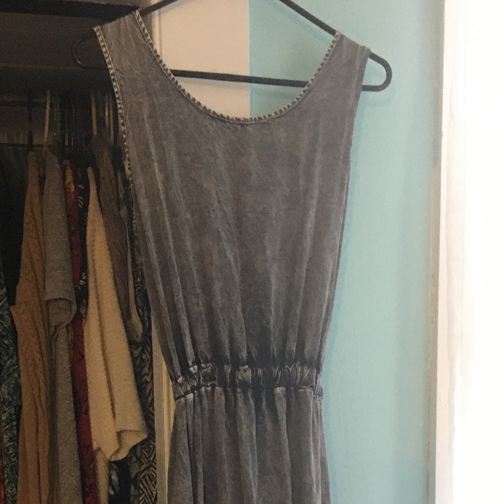 Easel NWT Gray Grey Tie-Back Maxi Dress